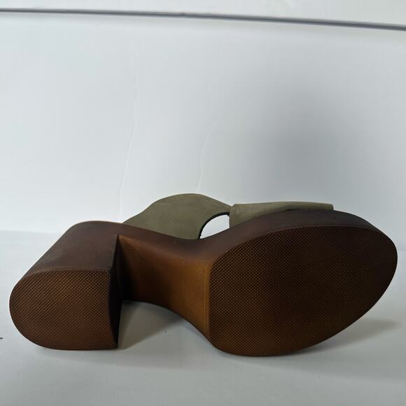 Donald J. Pliner Olive Green Platform Sandals - Picture 8 of 9